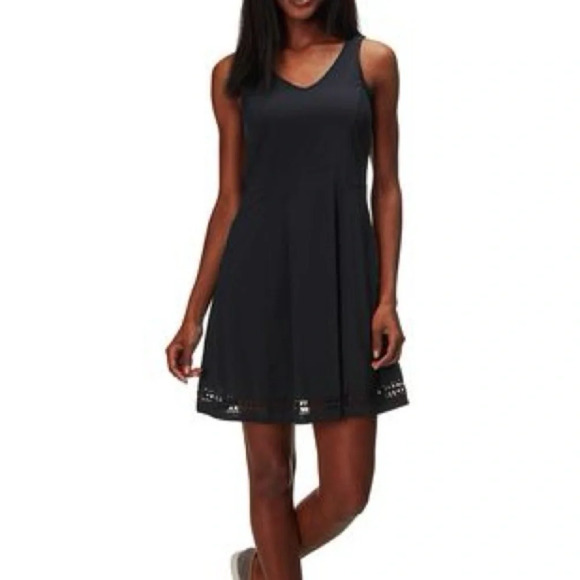 Toad&Co Dresses & Skirts - Toad&Co Dress Womens Medium Sunkissed Petal Black Eyelet Outdoors Hiking Woods